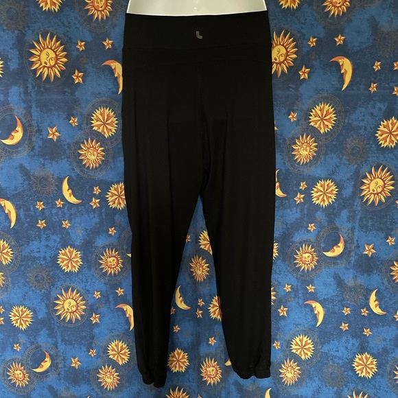 Lole soft and stretchy black joggers - Picture 2 of 12